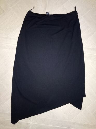 uska crna suknja: L (EU 40)