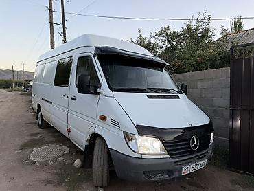 70 сом: Mercedes-Benz Спринтер: 2001 г., 2.2 л, Кол менен иштөөчү, Дизель, Van — 2