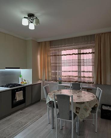 Продажа квартир: 3 комнаты, 84 м² — 2