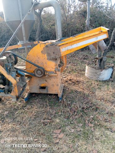 Traktorlar: Traktor Belarus (MTZ) 42, 1988 il, 42 at gücü, motor 4.2 l, İşlənmiş — 26