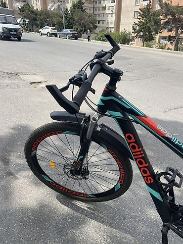 Şəhər velosipedləri: İşlənmiş Şəhər velosipedi Adidas, 29", sürətlərin sayı: 21, Pulsuz çatdırılma — 5
