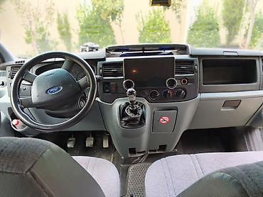 yer sumlayan traktor: Ford Transit: 2.4 l | 2006 il Van/Minivan — 6