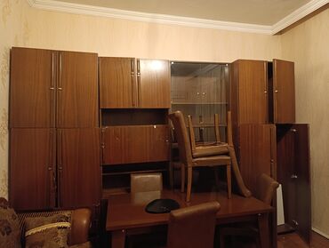 Dolablar: İşlənmiş, 5 qapı Düz dolab, Qorka, Azərbaycan