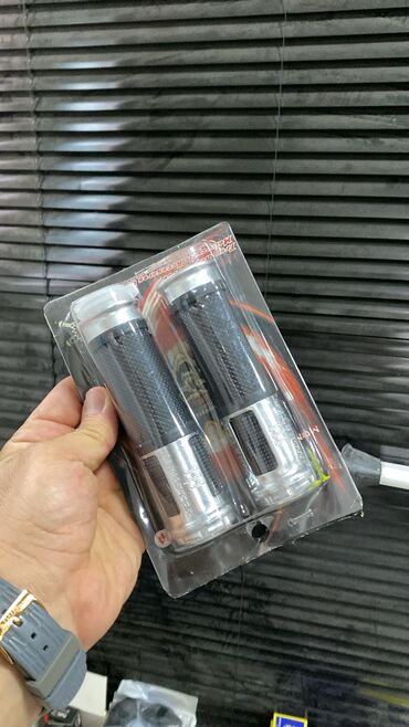 Moto dəbilqələr: Kirlo 25m Sveca 3m Nakladka arxa 7m Nakladka qabag 7m Paduska 5m — 9