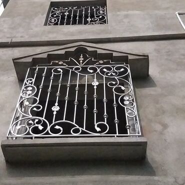 Barmaqlıqlar: Dəmir döymə pəncərə barmaqlıqları – dekorativ və təhlükəsiz həll - — 62