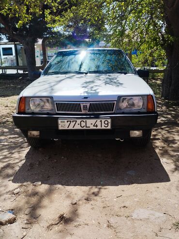 vaz 2017: VAZ (LADA) 21099: 1.5 l | 2003 il Sedan