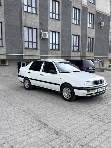 запчасти на фольксваген джетта 2: Volkswagen Vento: 1992 г., 1.8 л, Механика, Бензин, Седан