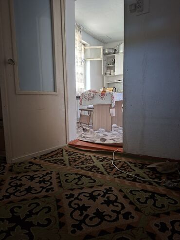 сдаю дом рабочий городок: 3 болмолуу жер уй узак убакытга берилет,Жм Алтын казыкта. 15- 17
