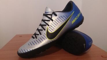 Кроссовки и спортивная обувь: Сороконожка Nike Mercurial Puro Fenomeno Neymar
Размер 41