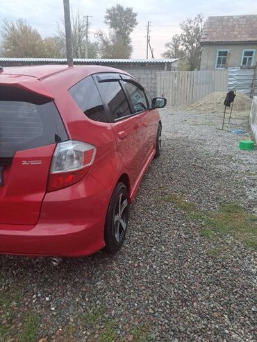 Honda: Honda Fit: 2011 г., 1.5 л, Автомат, Бензин