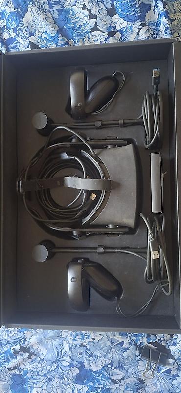 виар бокс: Oculus Rift + Touch (ПК-гарнитура виртуальной реальности, комплект) — 1