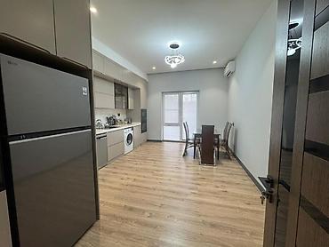 ecemide kiraye evler 2025: İcarəyə verilir 2 otaqlı yeni tikili 95 m², Ağ şəhər q. Kateqoriya — 4