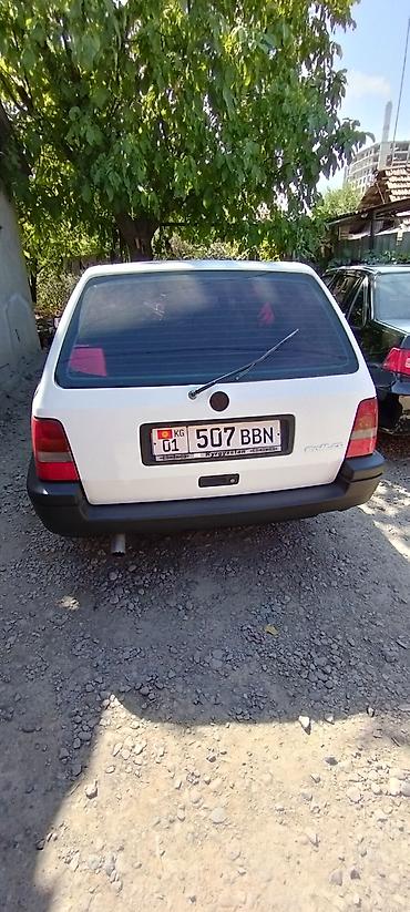 v klass: Volkswagen Golf Variant: 1995 г., 1.6 л, Механика, Бензин, Универсал — 2