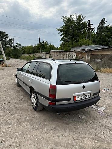 Opel: Opel Omega: 1996 г., 2 л, Механика, Бензин, Универсал — 8