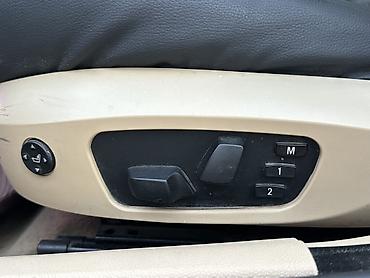 nissan note disk: BMW 3 series: 3 l | 2006 il Sedan — 10