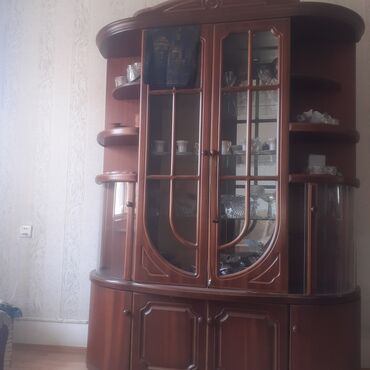 Dolab vitrinləri: Şüşəli dolab vitrini — 4