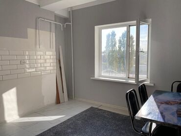 сдаю дом на длительный срок рядом просп жибек жолу бишкек: 1 комната, Собственник, Без подселения, С мебелью частично