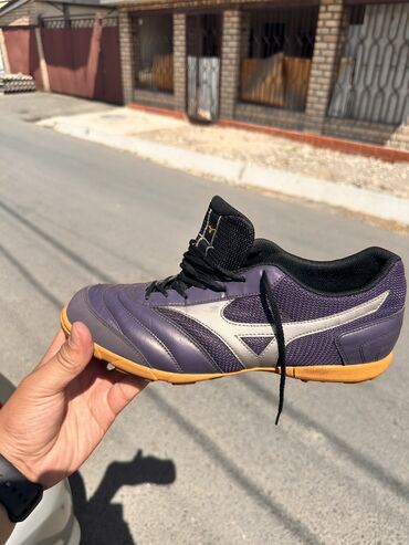 сколько стоит резиновый член: Мужские кроссовки, 43, Mizuno, Б/у