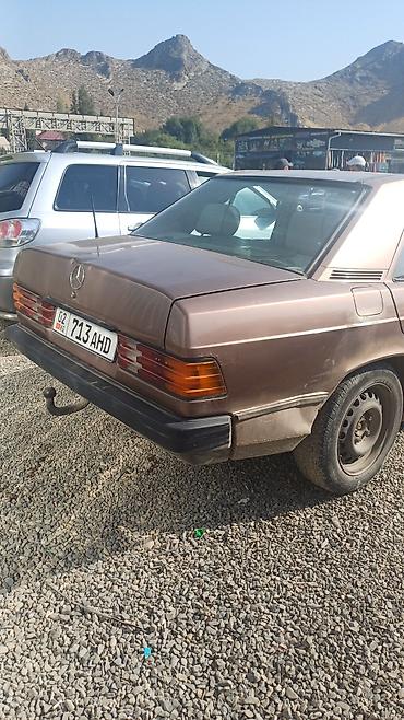 mercedes sl: Mercedes-Benz 190: 1987 г., Механика, Бензин, Седан — 2