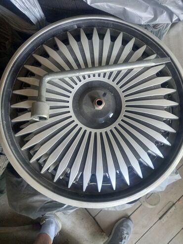 зимние шины на ниву 21214: Зимняя шина 195/70R14 91T M+S, изготовленная на 24-й неделе 2023 года