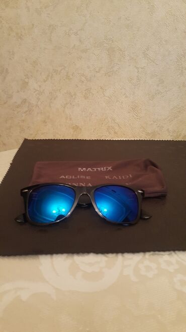 matrix: Matrix polaroid eynek 5 manat