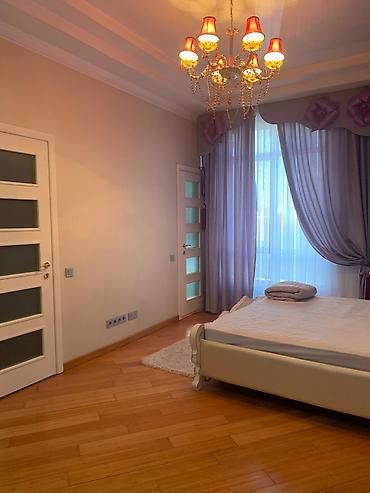 Долгосрочная аренда квартир: 🏡 Сдаётся 3-комнатная квартира в Золотом квадрате! 📍 ЖК «Ривьера» 🏢 6 at lalafo.kg — 10 Долгосрочная аренда квартир: 🏡 Сдаётся 3-комнатная квартира в Золотом квадрате! 📍 ЖК «Ривьера» 🏢 6 — 10