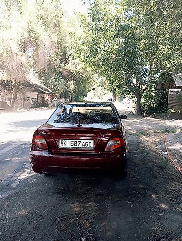 matiz 2009: Daewoo Nexia: 2011 г., 1.5 л, Механика, Бензин, Седан — 2