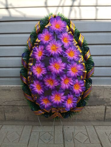 декор цветы: Венок 
Высота 1м
В наличии разные расцветки 
Оптовая цена от 10шт
