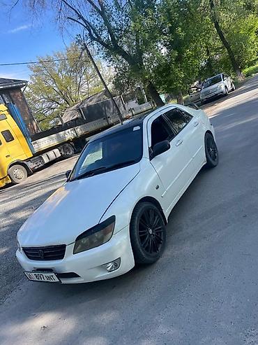 mark x car: Toyota Altezza: 2001 г., 2 л, Автомат, Бензин, Седан — 3