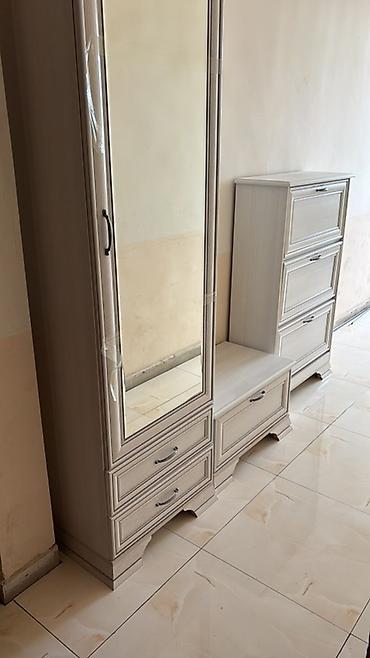 Mebel: İşlənmiş, 1 qapı, Güzgülü, Ağ, Açılan, Düz dolab — 2