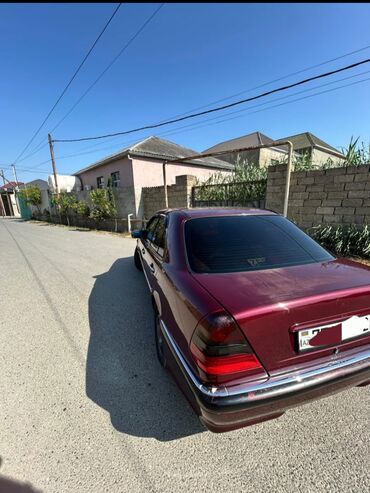 Mercedes-Benz: Mercedes-Benz C 180: 1.8 l | 1999 il Sedan — 1