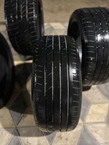 Təkərlər: Şin Bridgestone 275 / 35 / R 19 — 3