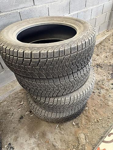 265 40 18: Комплект зимних шин Durun размером 235/60 R18. Характеристики: - — 1