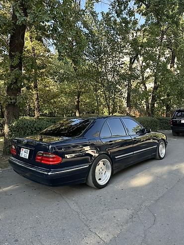 Продажа авто: Mercedes-Benz E-Class: 2001 г., 4.3 л, Автомат, Бензин, Седан — 2