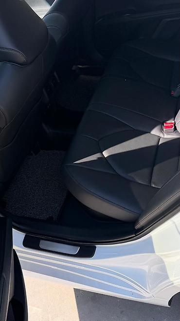 Toyota: Toyota Camry: 2018 г., 2.5 л, Автомат, Гибрид, Седан — 9