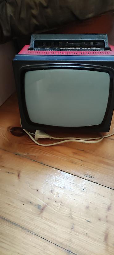 televizor 109 cm: Elektronika 23ТБ-316D portativ ağ-qara televizor - Ekran: təxminən 23 — 1