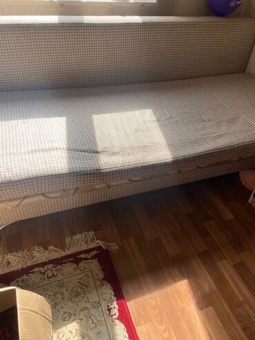 матрас диван: Диван-кровать, цвет - Бежевый, Б/у