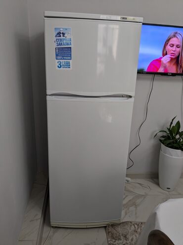 холадилники: Продаю не рабочий холодильник .корпус почти новый