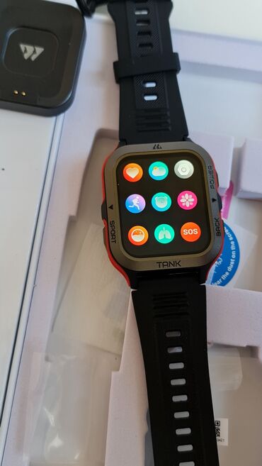 muski prsluci sinsay: Smart watch, Cartier, Male