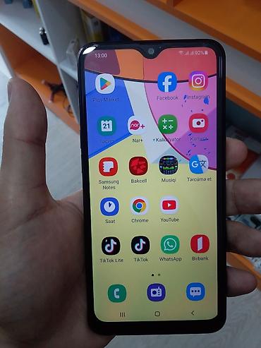 galaxy note pro: Samsung Galaxy A10s, 32 GB, rəng - Qara, İki sim kartlı — 8