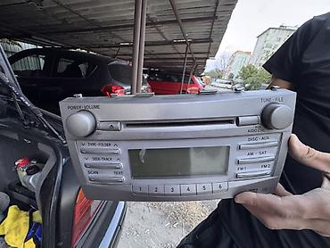 Штатная магнитола Toyota (Fujitsu Ten), модель 880. Основные