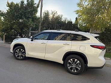 гранд хайландер: Toyota Highlander: 2022 г., 2.5 л, Автомат, Гибрид, Кроссовер — 7