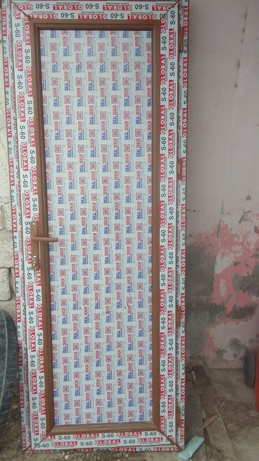 Plastik pəncərələr: Bi̇nə sovxozda leri̇k marketi̇n yaninda dopdan qi̇yməti̇nə qapi — 2