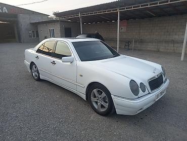 а 190: Mercedes-Benz E-Class: 1996 г., 2.3 л, Механика, Бензин, Седан — 1