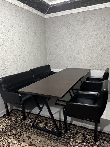 стол для компа: Комплект офисной мебели, Кресло, Стол, цвет - Черный, Б/у