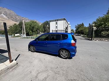 авто эмаль: Honda Fit: 2002 г., 1.3 л, Вариатор, Бензин, Хэтчбэк — 3