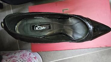 boots cizme: Crne ženske salonke sa visokim blok potpeticama - Elegantne klasične — 3