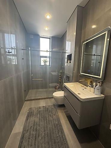 Продажа коттеджей и домов: 6 комнат и более, 300 м², Бишкек at lalafo.kg — 11 Продажа коттеджей и домов: 6 комнат и более, 300 м², Бишкек — 11