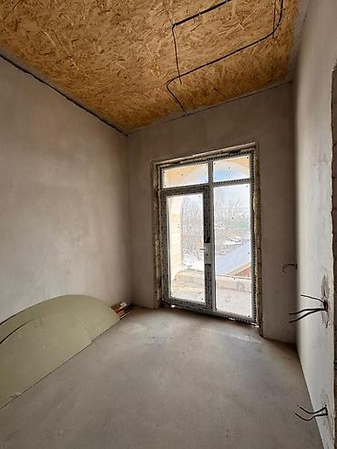 Продажа коттеджей и домов: Продаётся современный таунхаус общей площадью 278 м². Дом почти готов — 20