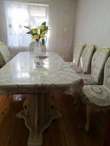 sufre dekoru: Yemək otağı üçün klassik dəst - Dördkünc, iri ölçülü masa: mərmər — 2